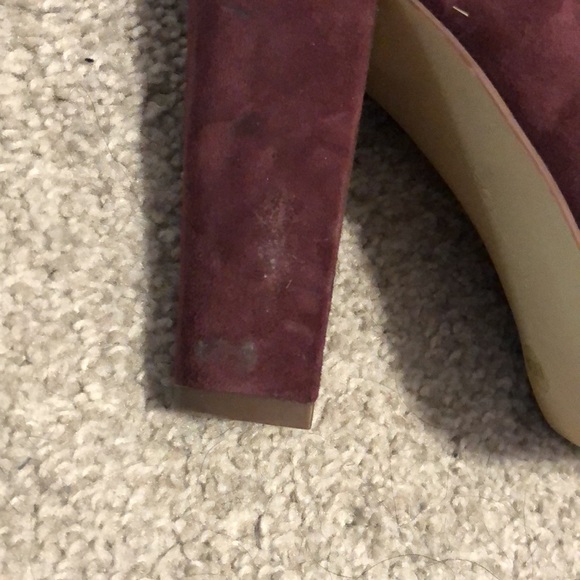 Plum suede heels - Picture 6 of 6